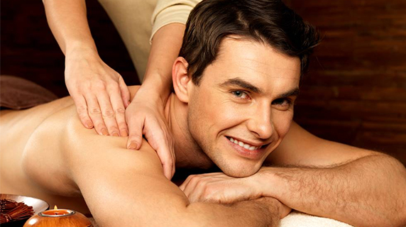 Hướng dẫn cách massage lưng cho nam giới